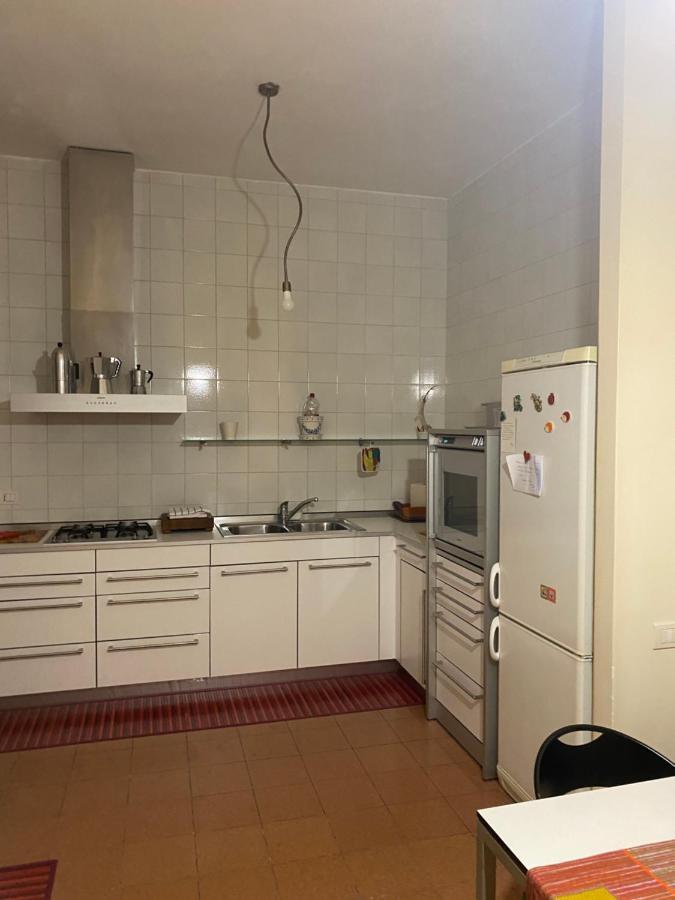 Home Toledo 355 Napoli Bagian luar foto