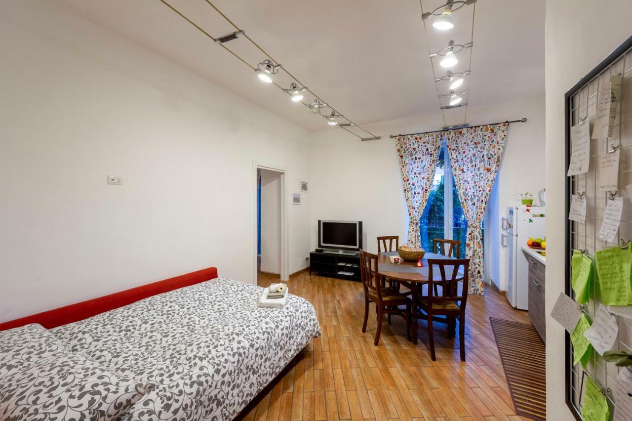 Home Toledo 355 Napoli Bagian luar foto