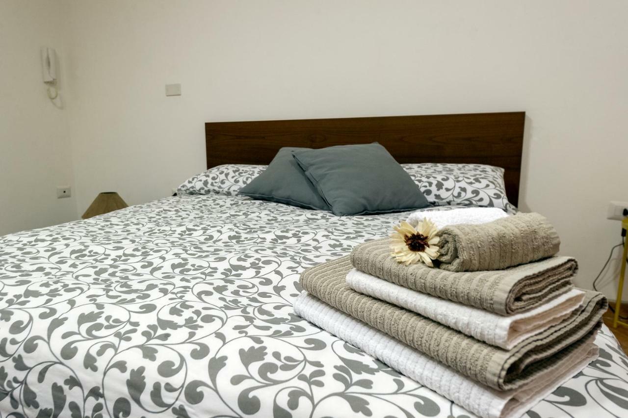 Home Toledo 355 Napoli Bagian luar foto